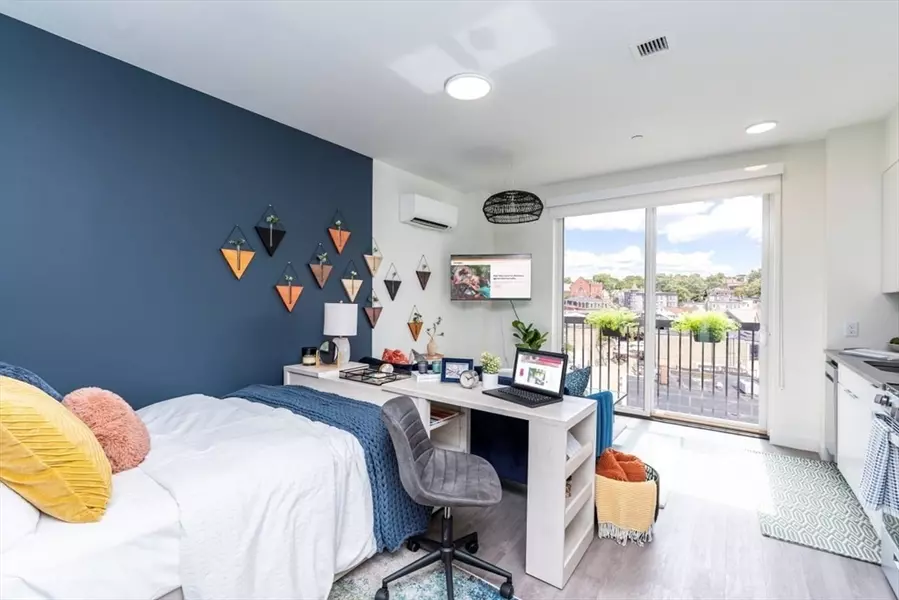 346 Somerville Ave #001, Somerville, MA 02143