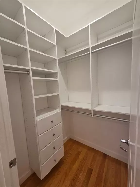 Lynn, MA 02191,64 Market Street #602