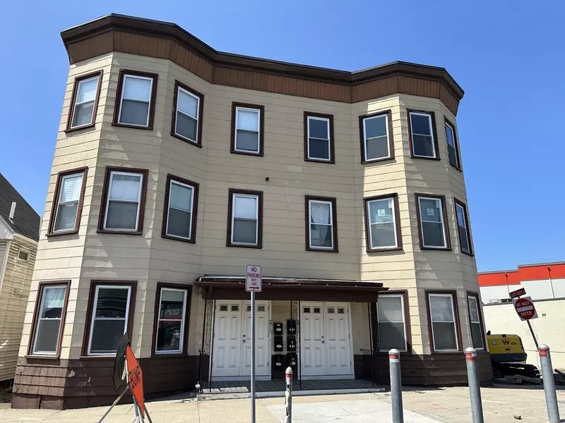 181-183 Chelsea St, Everett, MA 02149