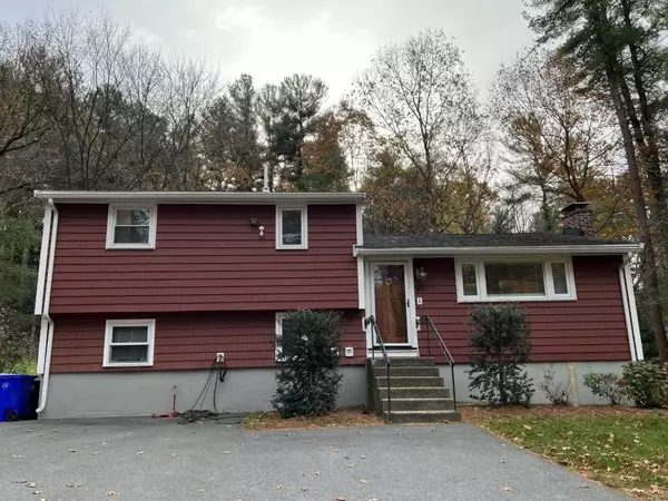 27 Burlington Rd, Bedford, MA 01730