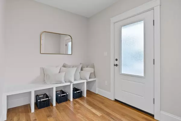 Winchester, MA 01890,89 Wildwood St