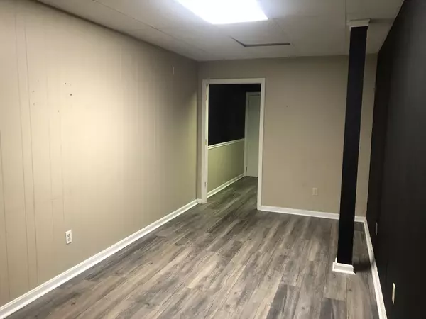 Worcester, MA 01603,1405 Main St #3