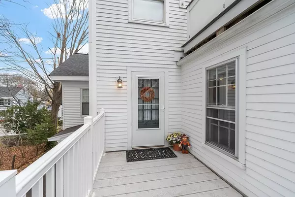 Newburyport, MA 01950,74-76 Bromfield St #D