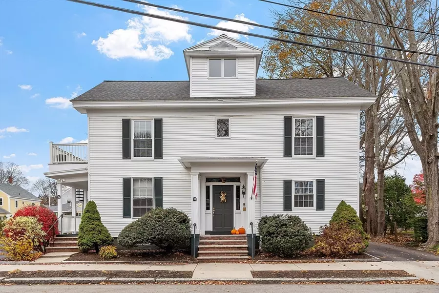 74-76 Bromfield St #D, Newburyport, MA 01950