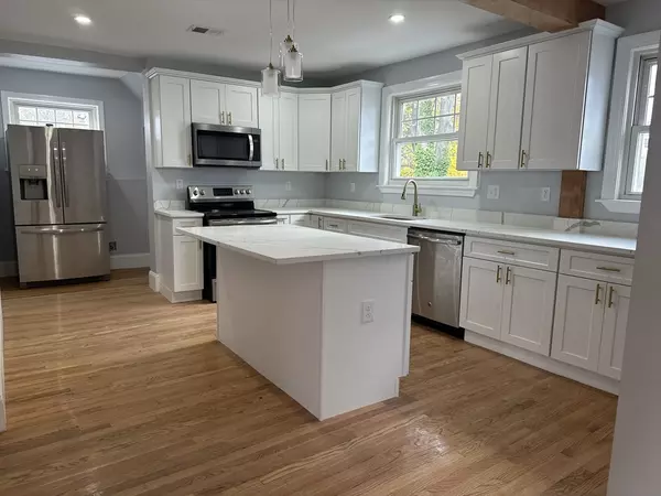 Winthrop, MA 02152,52 Washington Ave #2