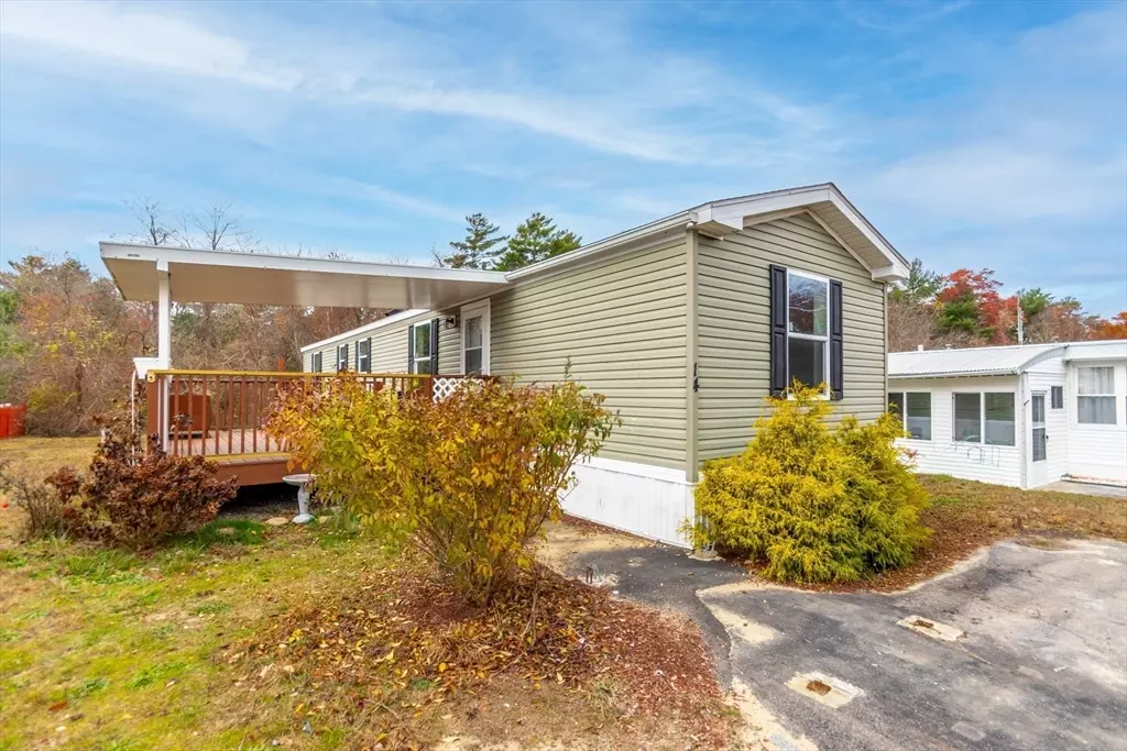 Wareham, MA 02538,2900 Cranberry Highway #14