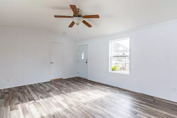 Wareham, MA 02538,2900 Cranberry Highway #14