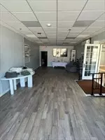 North Andover, MA 01845,565 Chickering Road #1B / 2