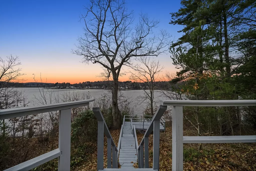 West Brookfield, MA 01585,25 Highland Trl