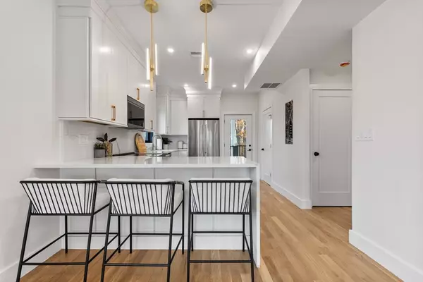 Quincy, MA 02169,599 Sea St #1