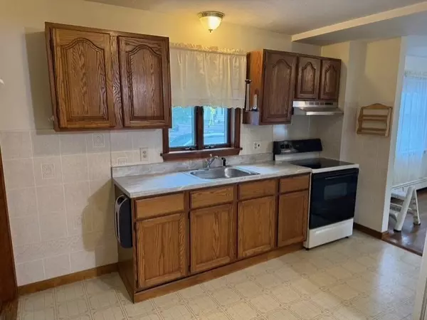 Braintree, MA 02184,294 Pond Street #1