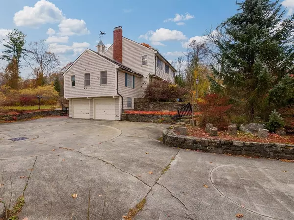 Paxton, MA 01612,45 Camp St