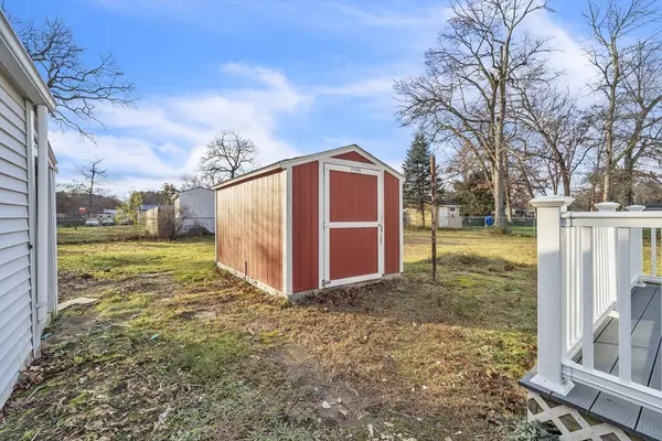 Springfield, MA 01118,82 Louis Rd