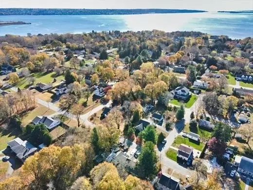 Swansea, MA 02777,123 Calef Ave