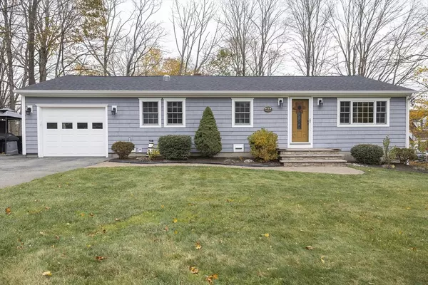 9 Church St, Douglas, MA 01516