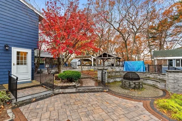 Saugus, MA 01906,2 Mcintyre Road