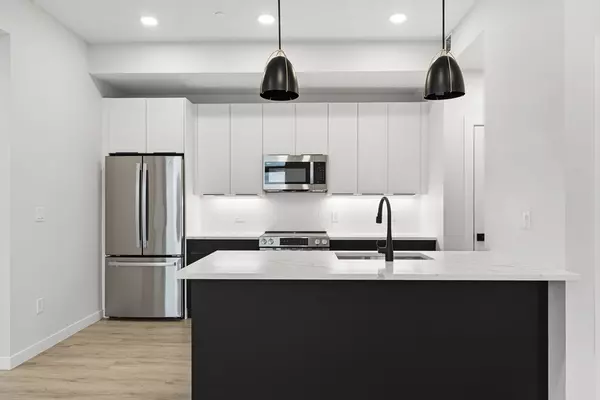 Somerville, MA 02145,24-28 Mt Pleasant #401