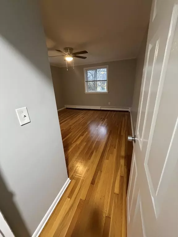 Norwood, MA 02062,9 Endicott #4