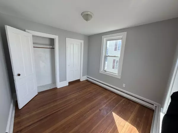 Plymouth, MA 02360,1 Hamilton St #2