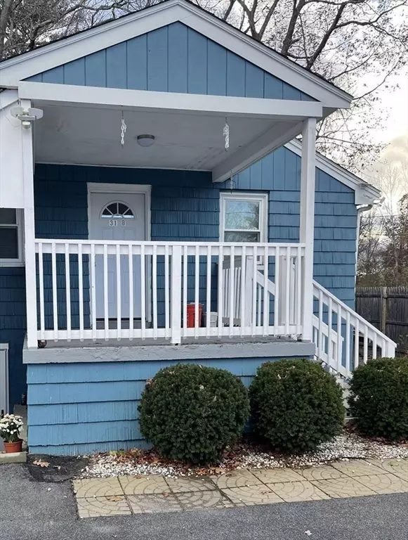 Holbrook, MA 02343,31 Border Rd #B