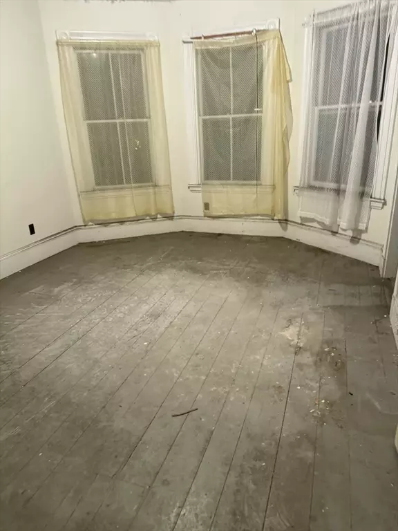 Boston, MA 02127,623 E 3rd St