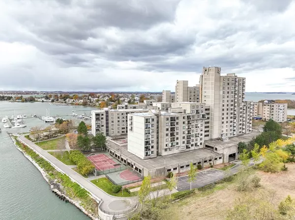 Weymouth, MA 02191,73 Broad Reach #M21C