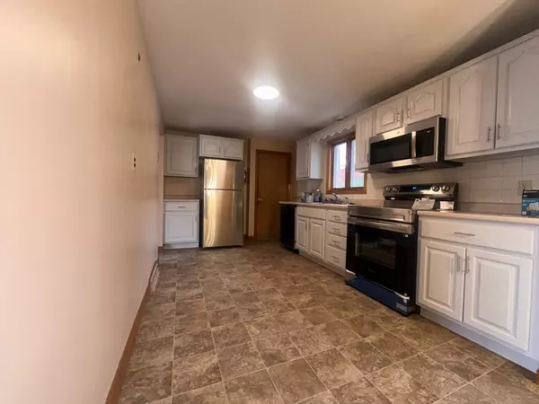 Burlington, MA 01803,1 Dorothy Rd #0