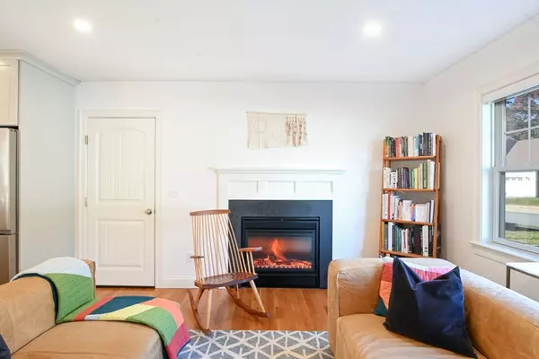 Falmouth, MA 02536,12 Beach Plum Path