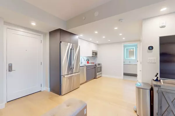 Chelsea, MA 02150,932 Broadway #312