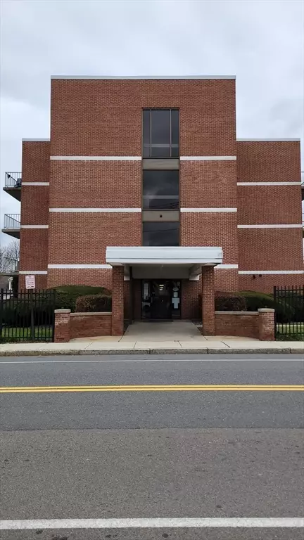 145 Pleasant St #408a, Marlborough, MA 01752