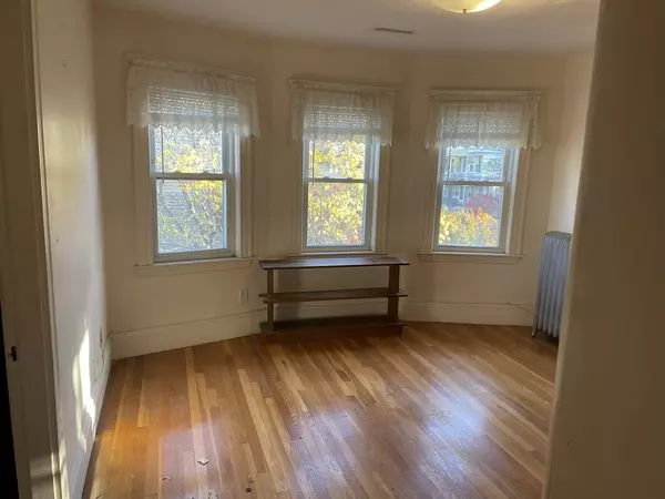 Belmont, MA 01248,27 Vincent Ave #2