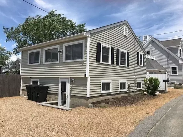 6 46th Street #1, Newbury, MA 01951