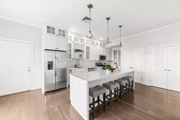 Boston, MA 02127,823 East Sixth Street #5