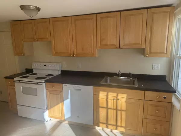 Lexington, MA 02420,5 Curve St #1