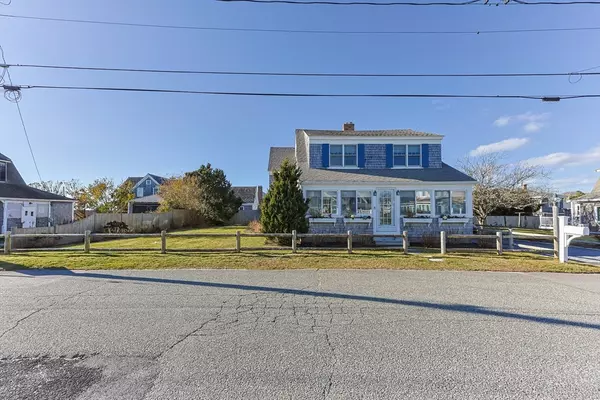 Harwich, MA 02646,8 Wyndemere Bluffs Road