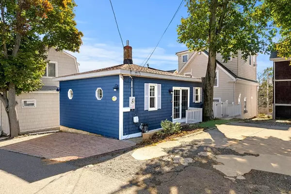 Nahant, MA 01908,22 Sherman Ave. #22