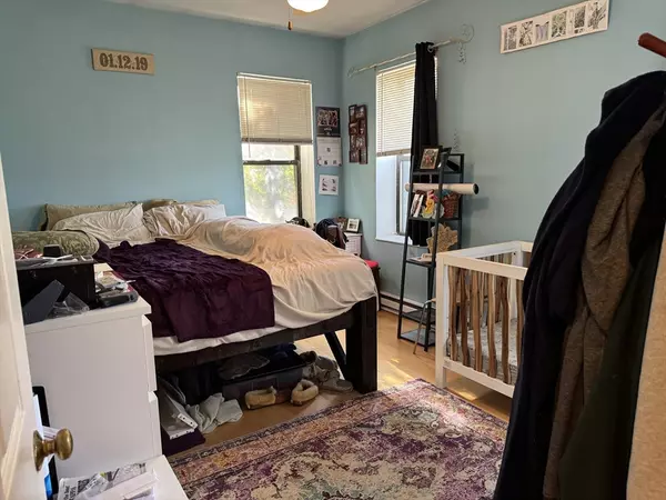 Boston, MA 02119,20 Linwood Street #1