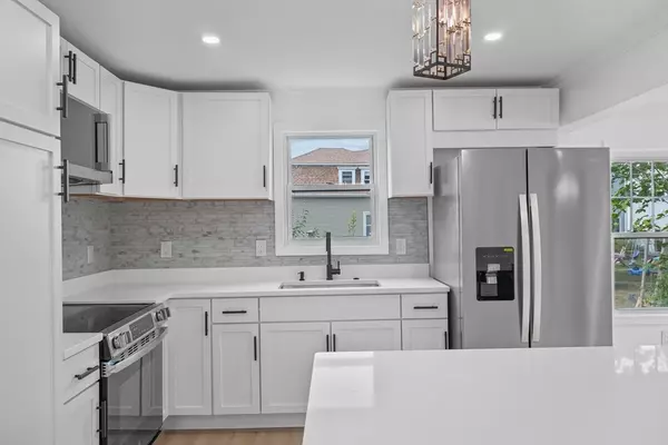 Haverhill, MA 01835,41 South Lincoln St