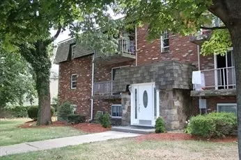 Braintree, MA 02184,10 Skyline Dr #5