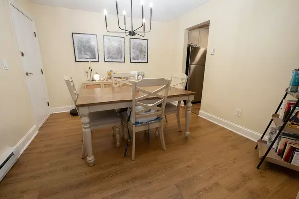 Bourne, MA 02532,90-92 Sandwich Rd #9c