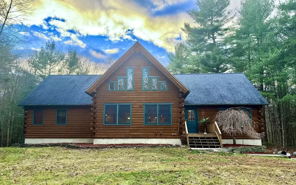 1854 Greenwich Rd, Hardwick, MA 01082