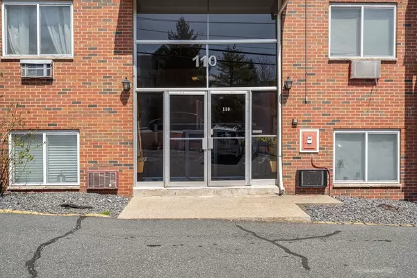 Marlborough, MA 01752,110 Boston Post Rd #4