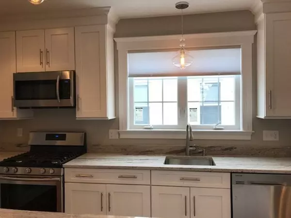 Arlington, MA 02476,58 Broadway #2