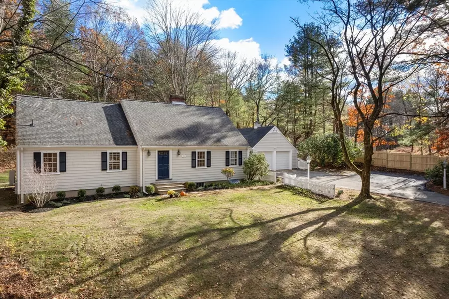 262 Cochituate Rd, Wayland, MA 01778