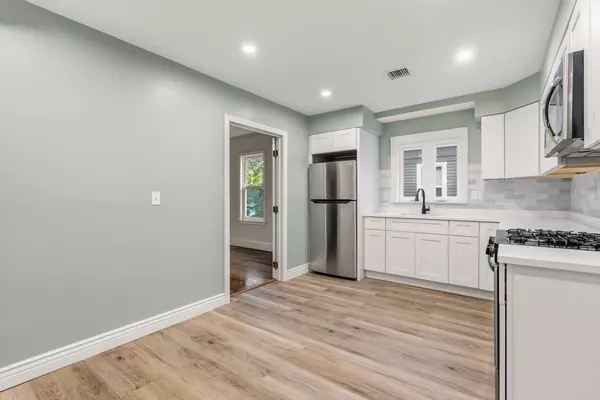 Quincy, MA 02169,8 1/2 Intervale St #10 1/2