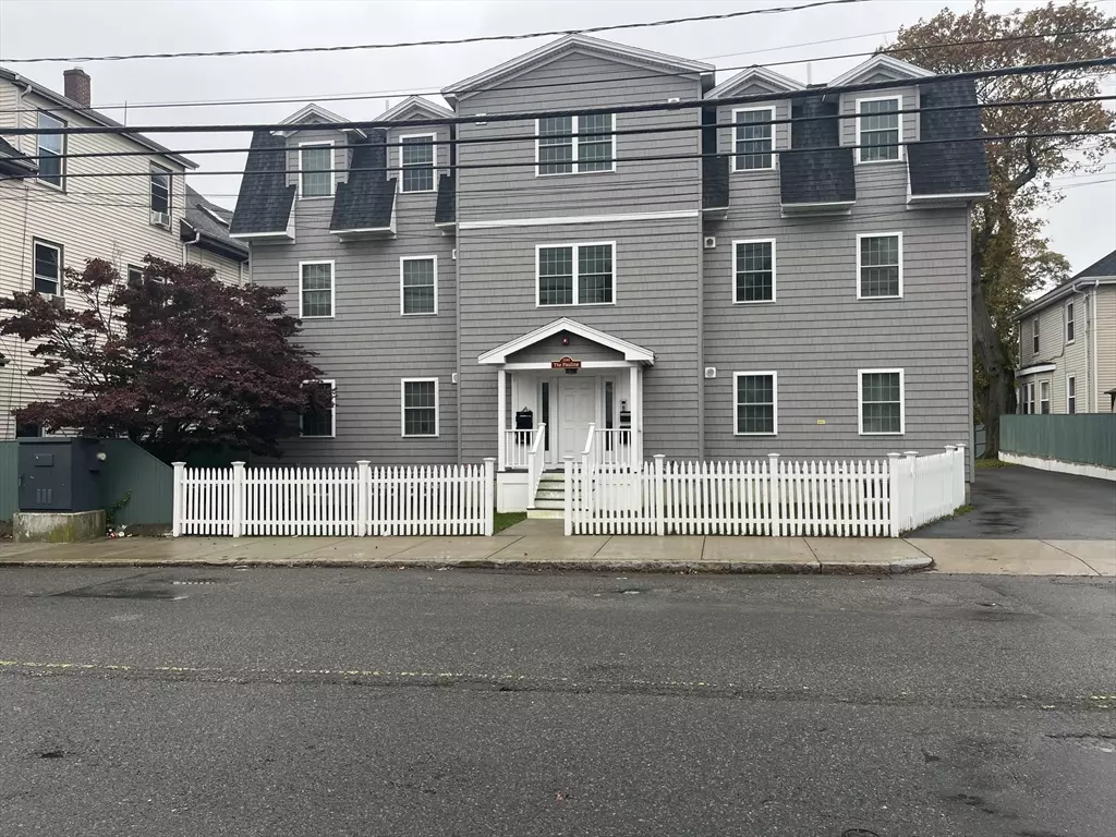 Lynn, MA 01904,566 Chestnut Street #5