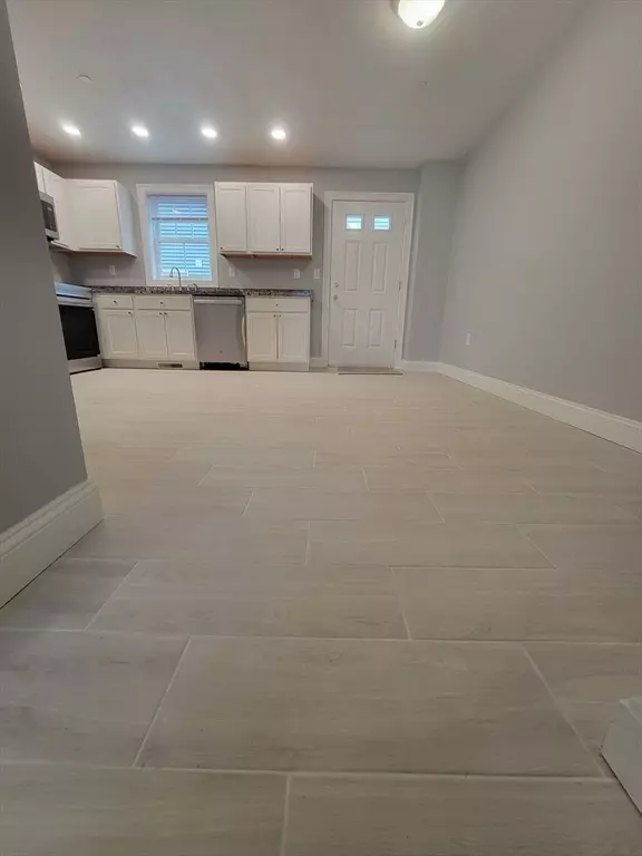 Brockton, MA 02301,65 Arlington Street #9