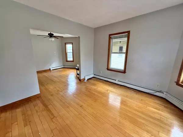 Watertown, MA 02472,35 Irma Ave #1