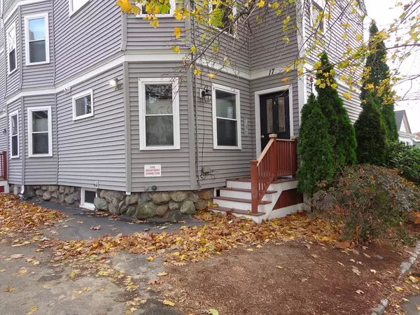 17 Robbins St. #1-1, Waltham, MA 02451