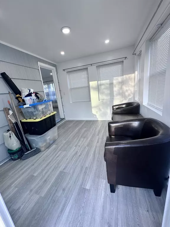 Lawrence, MA 01843,31 Dunstable St